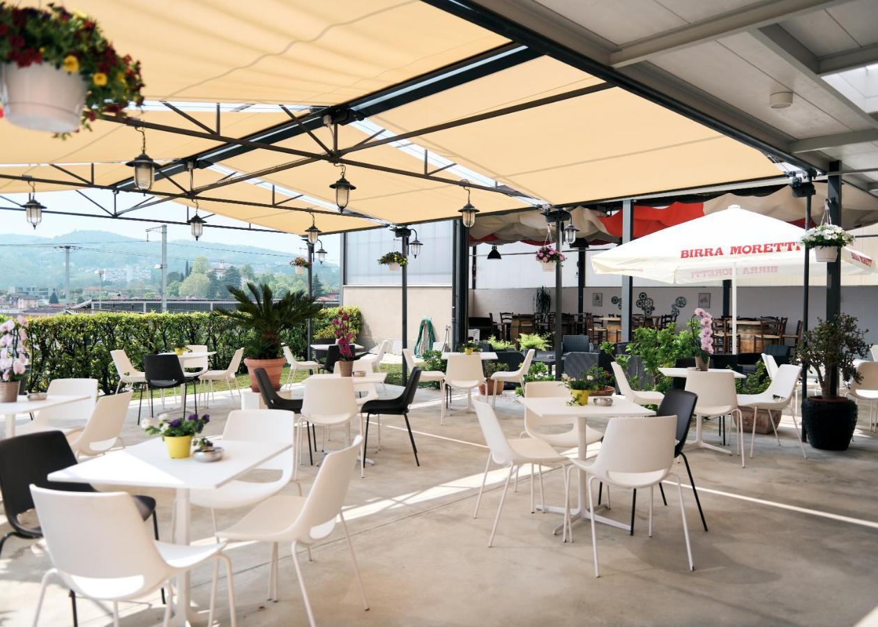 Albergo Ristorante Stazione Balerna 외부 사진